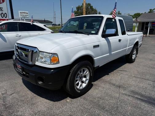 White 2010 Ford Ranger XLT