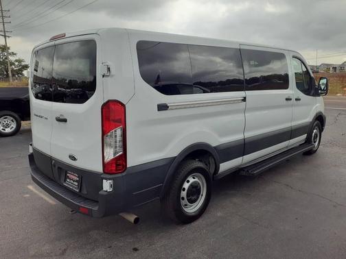 2021 Ford Transit-350 XL