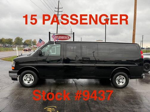 2017 Chevrolet Express 3500 LT