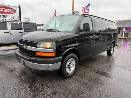 2017 Chevrolet Express 3500 LT