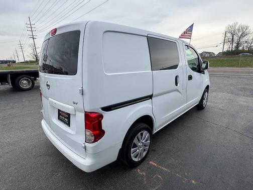 2017 Nissan NV200 SV
