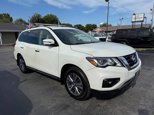 2020 Nissan Pathfinder SV 4x4 4dr SUV