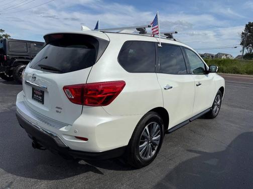 2020 Nissan Pathfinder SV 4x4 4dr SUV