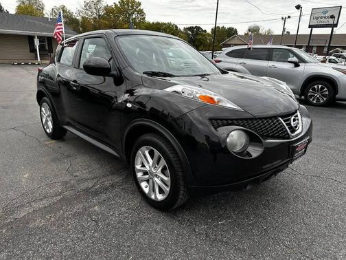 2014 Nissan Juke S 4dr Crossover