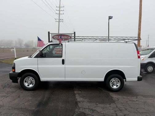 2021 Chevrolet Express 3500 RWD 3500 Regular Wheelbase WT