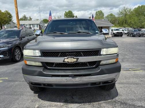 2002 Chevrolet Silverado 2500 LS H/D Crew Cab