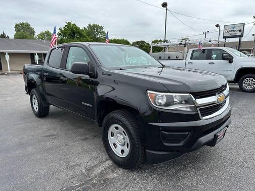 Black 2017 Chevrolet Colorado WT