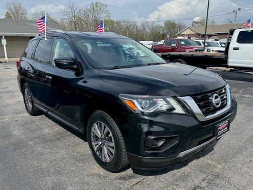2020 Nissan Pathfinder S 4dr SUV