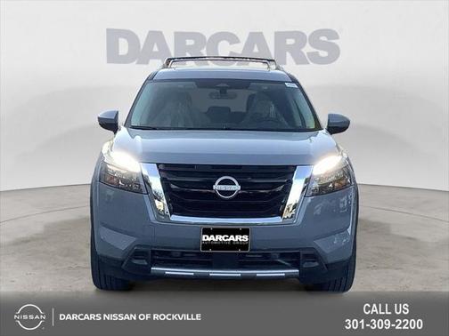 2025 Nissan Pathfinder Platinum 4WD