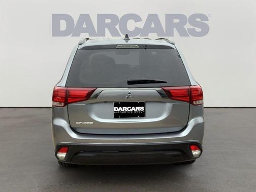 2020 Mitsubishi Outlander ES