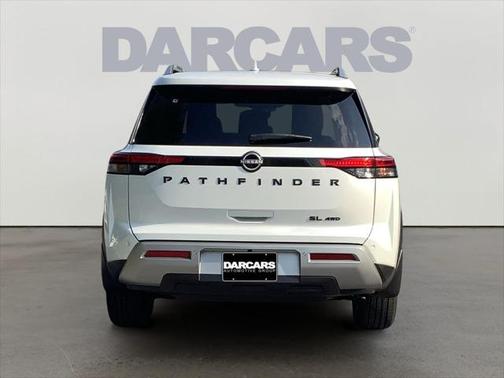 2025 Nissan Pathfinder SL 4WD