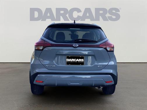 Gray/Super Black 2023 Nissan Kicks SV