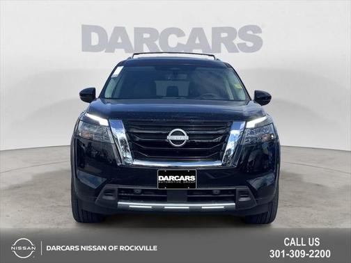2025 Nissan Pathfinder Platinum 4WD