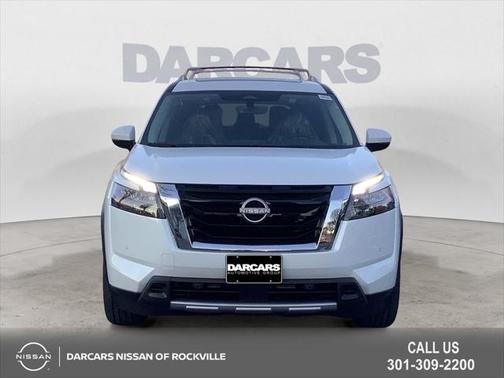2025 Nissan Pathfinder Platinum 4WD