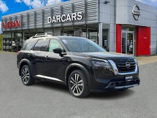 2025 Nissan Pathfinder Platinum 4WD