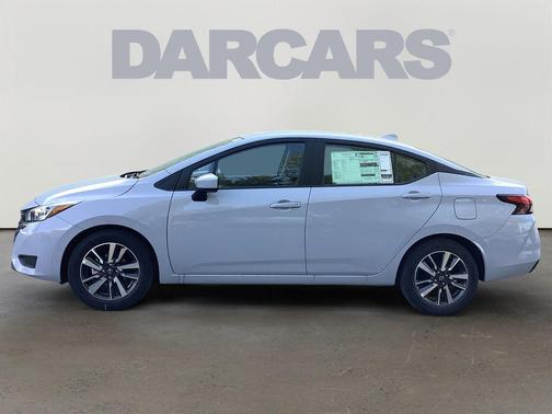 Gray Sky Pearl 2025 Nissan Versa 1.6 SV