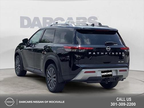 2025 Nissan Pathfinder SL 4WD