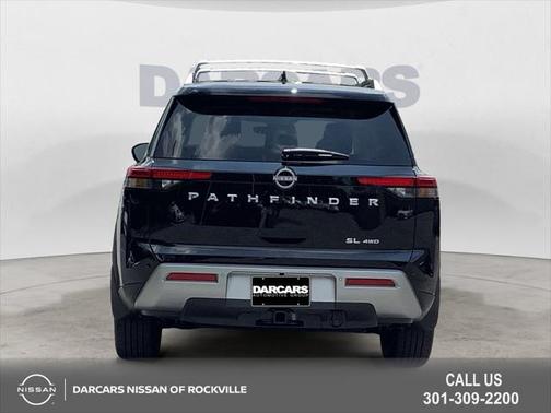 2025 Nissan Pathfinder SL 4WD