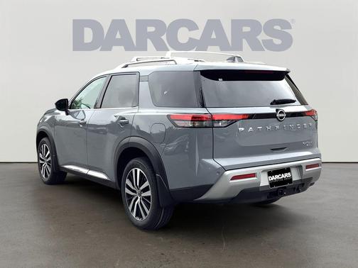 2025 Nissan Pathfinder Platinum 4WD