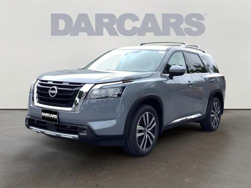 2025 Nissan Pathfinder Platinum 4WD