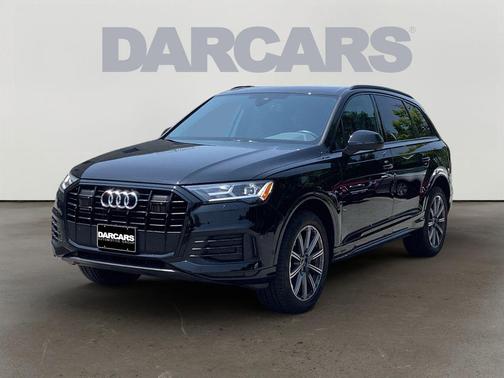 2023 Audi Q7 45 Premium Plus