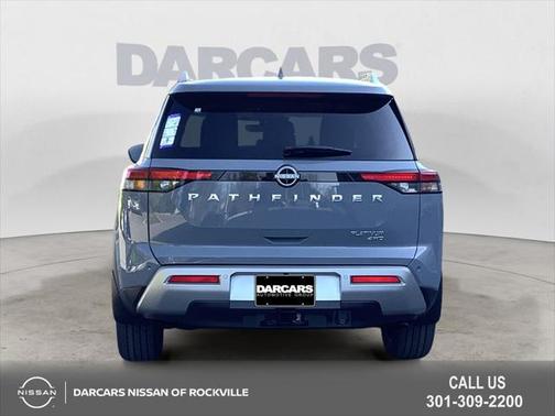 2025 Nissan Pathfinder Platinum 4WD