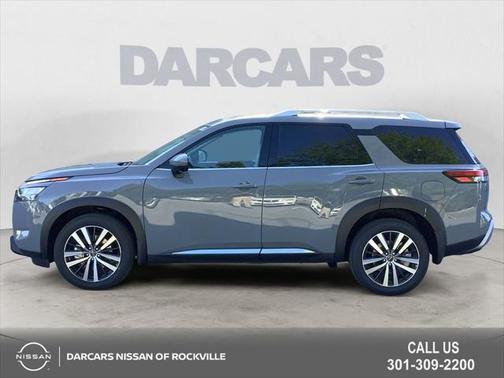 2025 Nissan Pathfinder Platinum 4WD