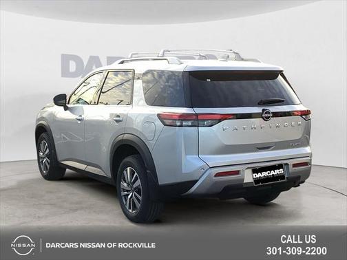 2025 Nissan Pathfinder SL 4WD