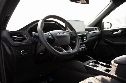 2024 Ford Escape ST-Line Elite