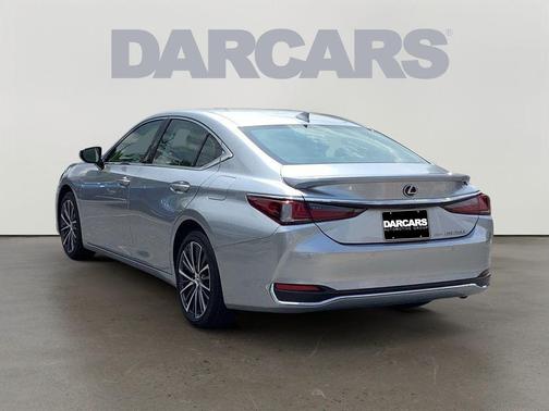 2022 Lexus ES 250 Base