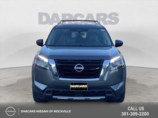 2025 Nissan Pathfinder Platinum 4WD