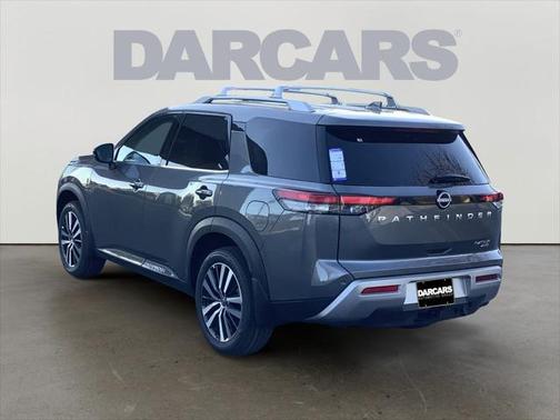 2025 Nissan Pathfinder Platinum 4WD