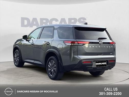 2023 Nissan Pathfinder S 4WD