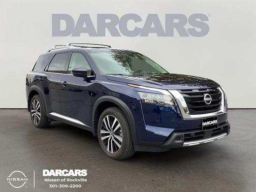 2025 Nissan Pathfinder Platinum 4WD