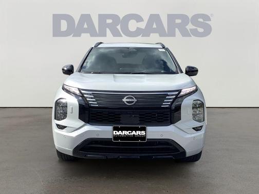 Alpine Frost 2026 Nissan Rogue Platinum