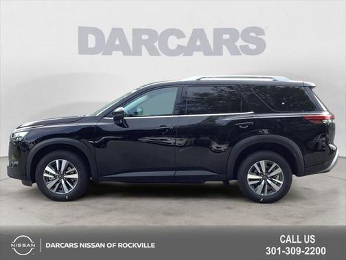 2025 Nissan Pathfinder SL 4WD