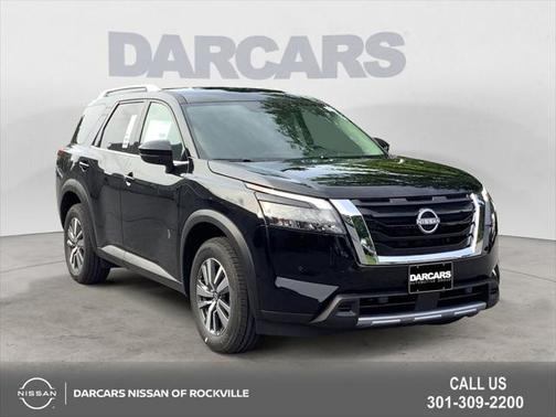 2025 Nissan Pathfinder SL 4WD