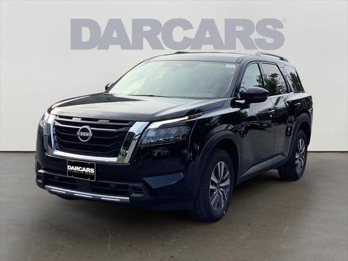 2025 Nissan Pathfinder SL 4WD