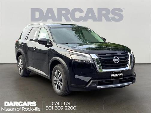 2025 Nissan Pathfinder SL 4WD
