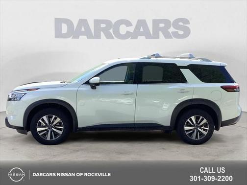 2024 Nissan Pathfinder SL 4WD