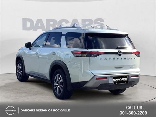 2024 Nissan Pathfinder SL 4WD
