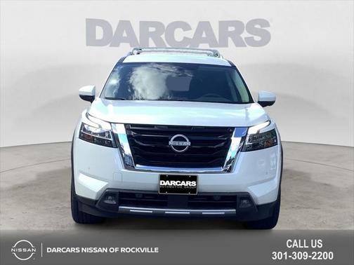 2024 Nissan Pathfinder SL 4WD