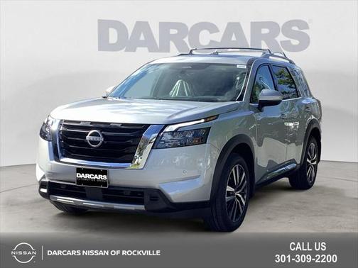 2025 Nissan Pathfinder Platinum 4WD