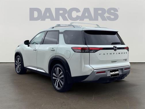 2024 Nissan Pathfinder Platinum 4WD
