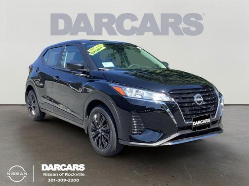2025 Nissan Kicks S