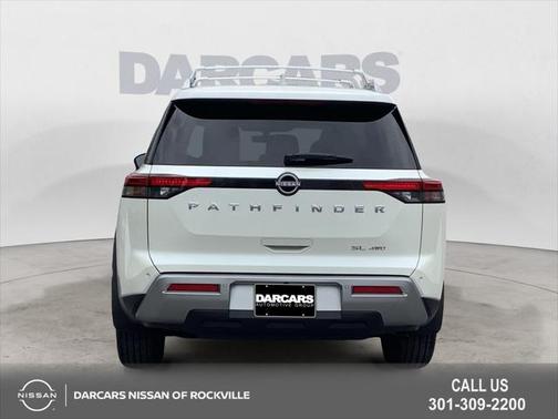 2024 Nissan Pathfinder SL 4WD
