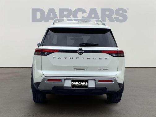 2024 Nissan Pathfinder SL 4WD