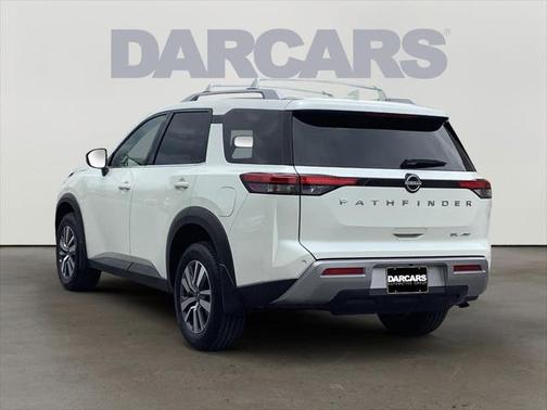 2024 Nissan Pathfinder SL 4WD