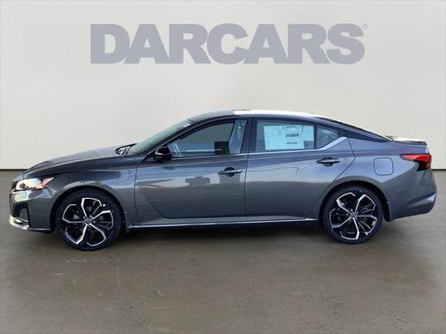 2025 Nissan Altima SR FWD