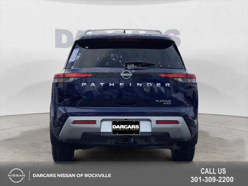 2025 Nissan Pathfinder Platinum 4WD